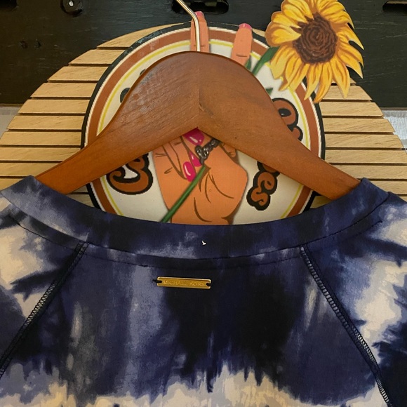 Michael Kors~Blue Tie Dye~Long Sleve - Picture 3 of 3